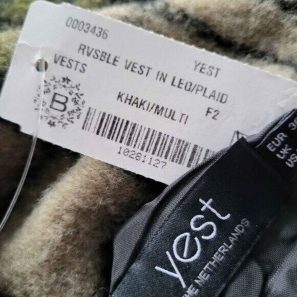 YEST Reversible Leopard/ Plaid Print  Vest NWT Sz 8 - Picture 7 of 10